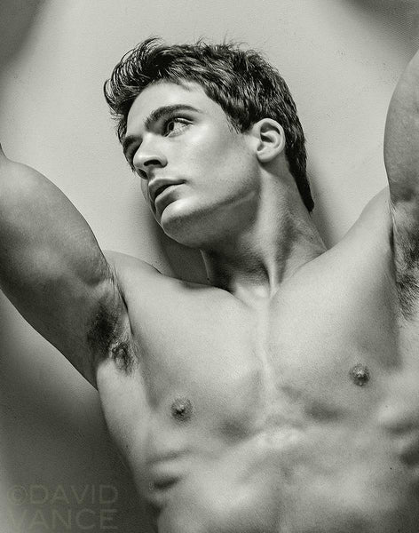 SUPERHERO_BW